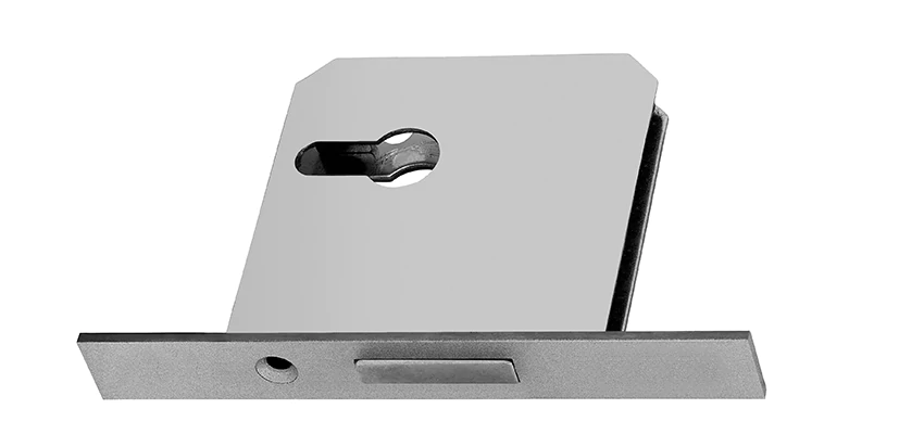 Fix A Deadbolt Door Lock in Dinuba, California